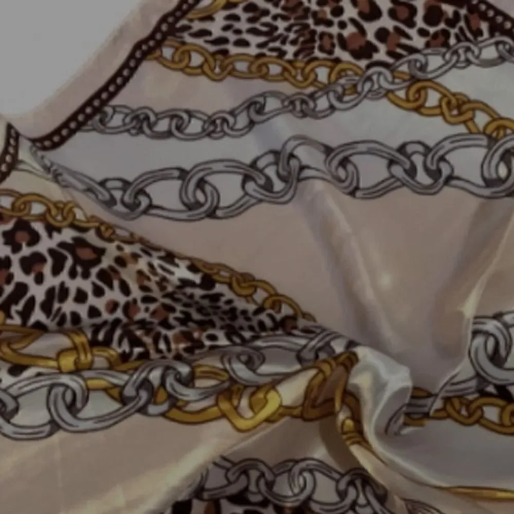 Square Satin Scarf Leopard Chain Print Vintage Neckerchief Elegant Scarf